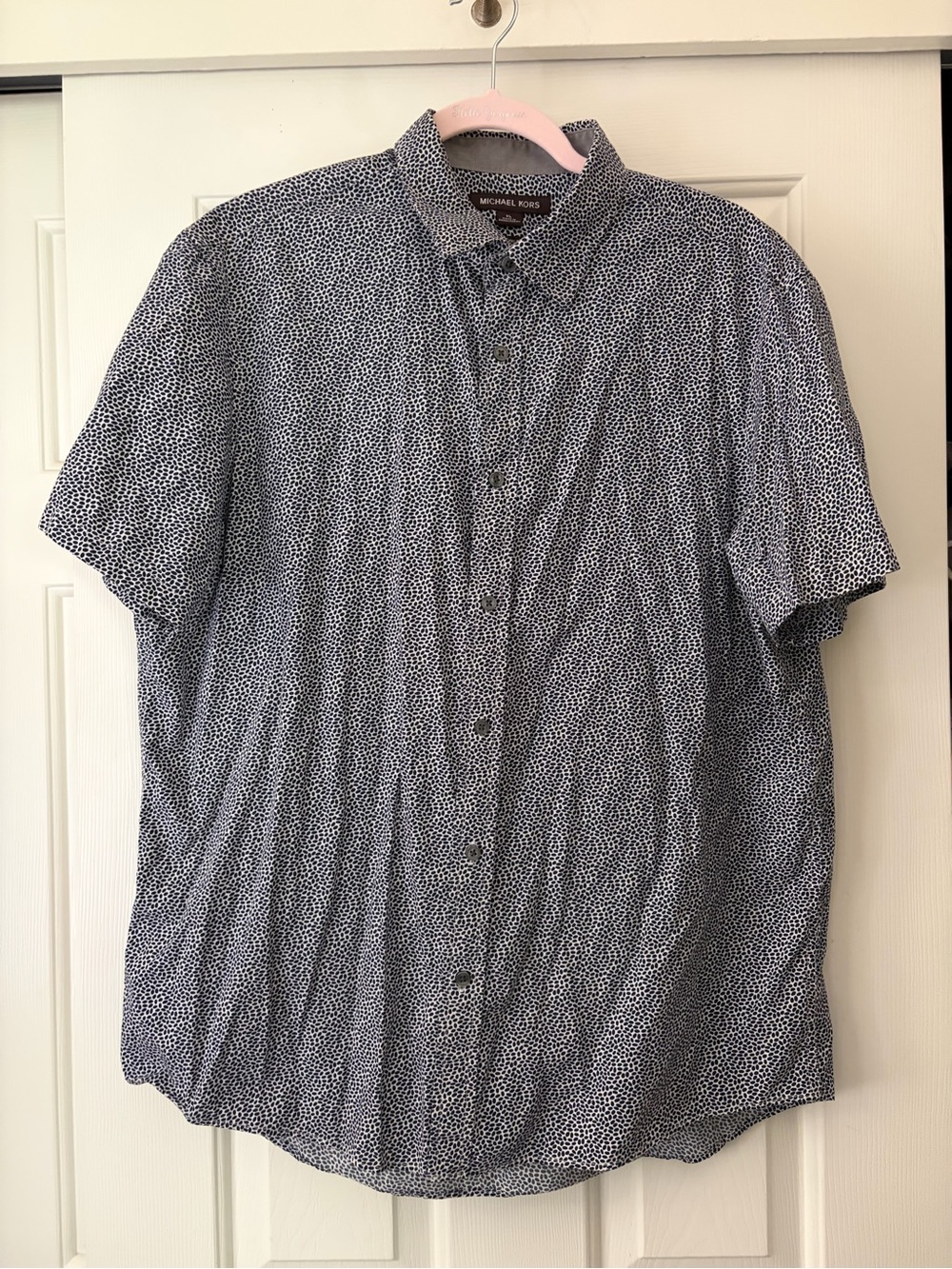 Michael Kors Men’s Navy and White Short-Sleeve Button-Up Shirt